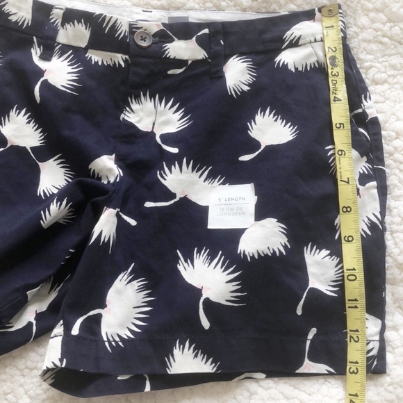 Old Navy Tropical Palm Leaf Shorts Sz 2 - Picture 3 of 11